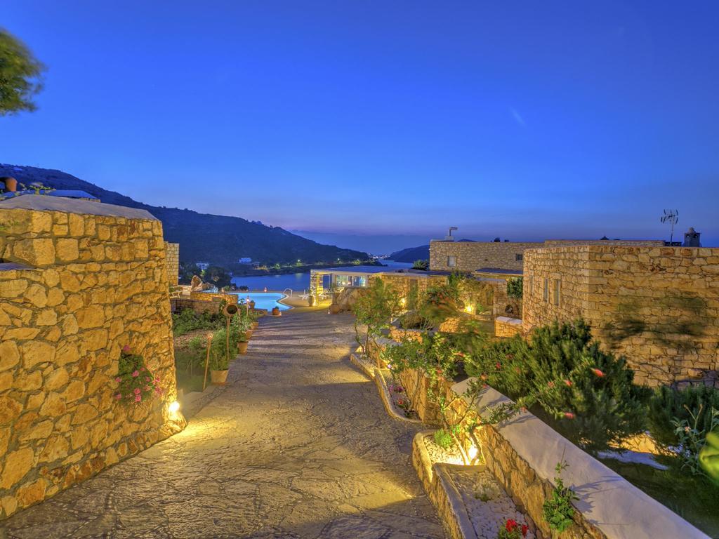 Eirini Luxury Hotel Villas Grikos Bay  Exterior photo