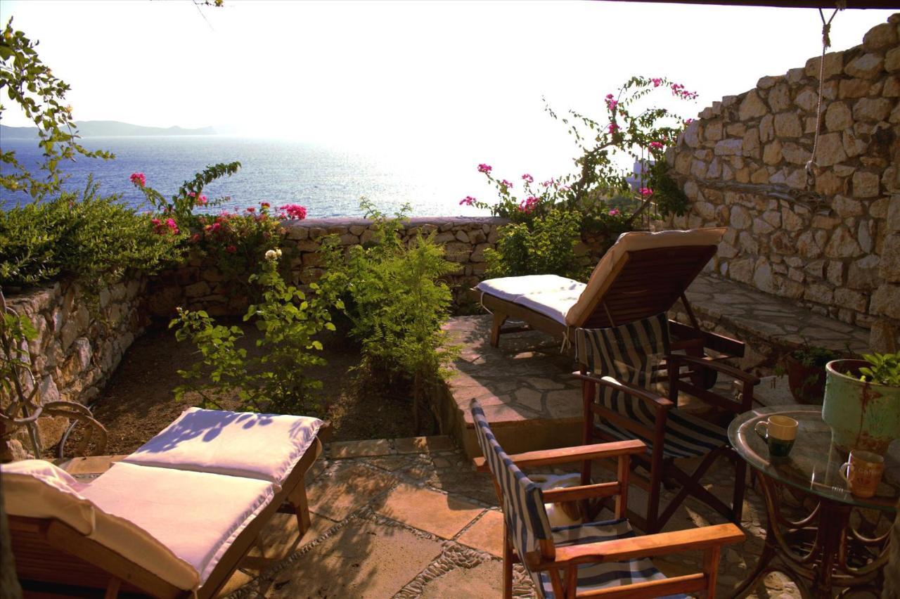 Eirini Luxury Hotel Villas Grikos Bay  Exterior photo